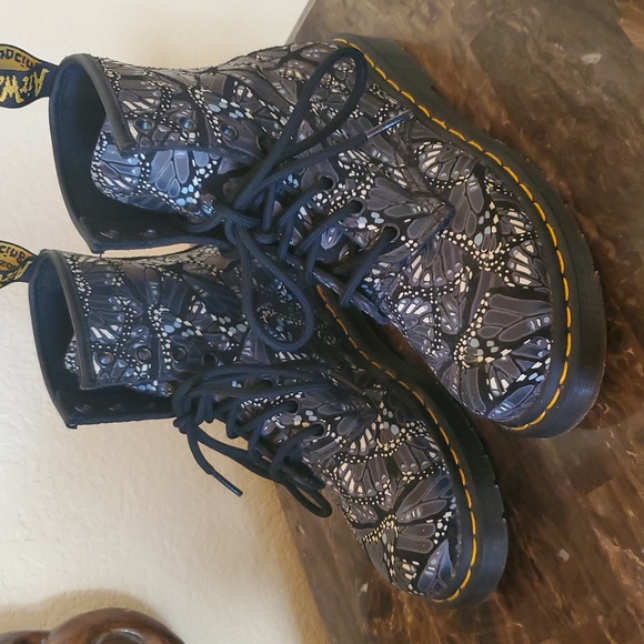 Like NEW Dr Martens Butterfly Pascal Boots - Picture 2 of 13